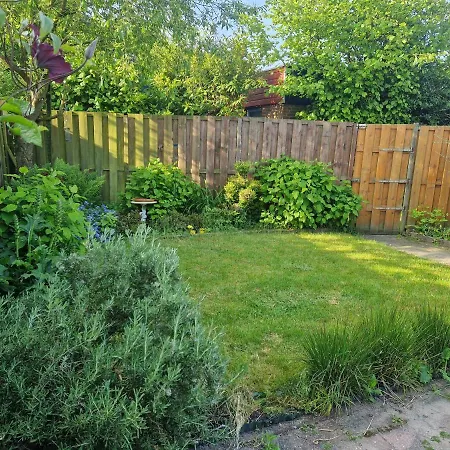 펜션 Holiday Happy House